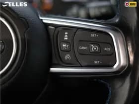 Jeep Wrangler thumbnail 11