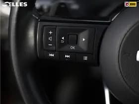 Nissan Qashqai thumbnail 5