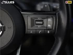 Nissan Qashqai thumbnail 6