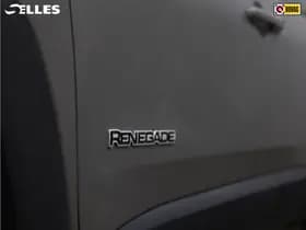 Jeep Renegade thumbnail 12