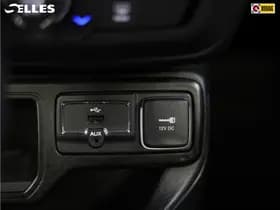 Jeep Renegade thumbnail 22