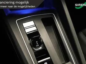 Volkswagen Golf thumbnail 21