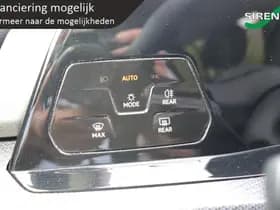 Volkswagen Golf thumbnail 31