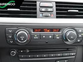 BMW 320i thumbnail 17