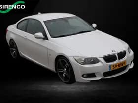BMW 320i thumbnail 27