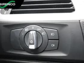 BMW 320i thumbnail 33