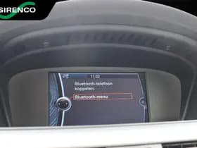 BMW 320i thumbnail 34