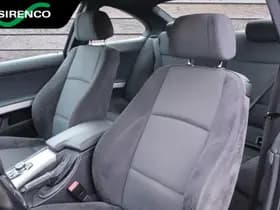 BMW 320i thumbnail 36