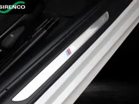 BMW 320i thumbnail 43