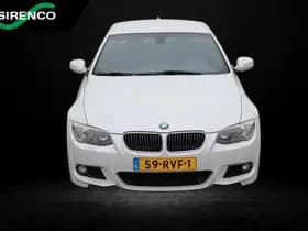 BMW 320i thumbnail 46