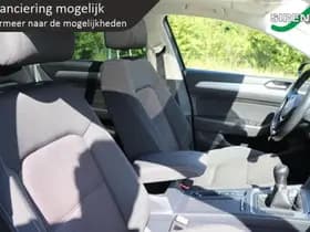 Volkswagen Passat thumbnail 11