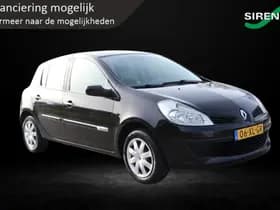 Renault Clio thumbnail 2