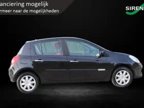Renault Clio thumbnail 11