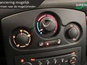 Renault Clio thumbnail 17