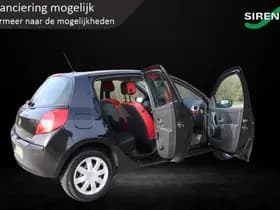 Renault Clio thumbnail 27