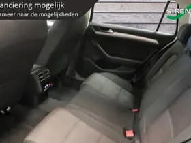 Volkswagen Passat thumbnail 43