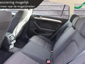 Volkswagen Passat thumbnail 48