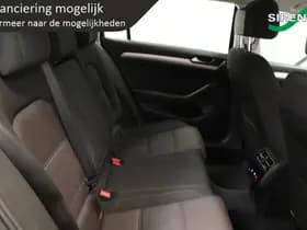 Volkswagen Passat thumbnail 6