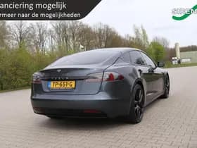 Tesla Model S thumbnail 3