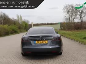Tesla Model S thumbnail 38