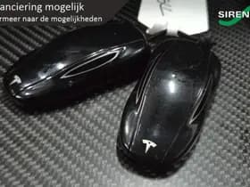 Tesla Model S thumbnail 41