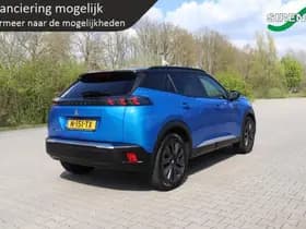 Peugeot e-2008 thumbnail 3