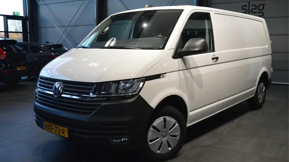 Volkswagen Transporter 2.0 TDI L2H1 airco navi pdc cruise trekhaak 150 pk !! — foto 1