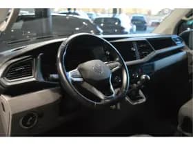 Volkswagen Transporter 2.0 TDI L2H1 airco navi pdc cruise trekhaak 150 pk !! thumbnail 16