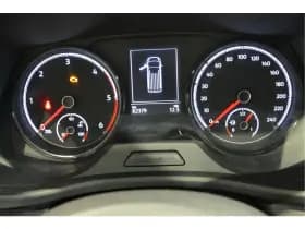 Volkswagen Transporter 2.0 TDI L2H1 airco navi pdc cruise trekhaak 150 pk !! thumbnail 18