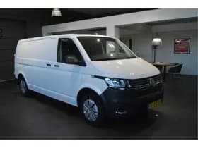 Volkswagen Transporter 2.0 TDI L2H1 airco navi pdc cruise trekhaak 150 pk !! thumbnail 3