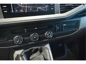 Volkswagen Transporter 2.0 TDI L2H1 airco navi pdc cruise trekhaak 150 pk !! thumbnail 24