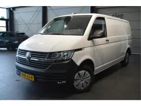 Volkswagen Transporter 2.0 TDI L2H1 airco navi cruise pdc trekhaak 150 pk !!