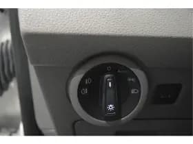 Volkswagen Transporter 2.0 TDI L2H1 airco navi cruise pdc trekhaak 150 pk !! thumbnail 17