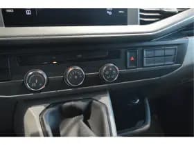 Volkswagen Transporter 2.0 TDI L2H1 airco navi cruise pdc trekhaak 150 pk !! thumbnail 25