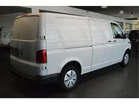 Volkswagen Transporter 2.0 TDI L2H1 airco navi cruise pdc trekhaak 150 pk !! thumbnail 6