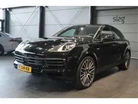 Porsche Cayenne Coupé 3.0 E-Hybrid Platinum Edition Bose pano trekhaak 22 inch !! thumbnail 2