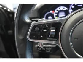Porsche Cayenne Coupé 3.0 E-Hybrid Platinum Edition Bose pano trekhaak 22 inch !! thumbnail 28