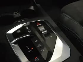 BMW 1-serie 120 M Sport navi camera led pdc cruise 18 inch !! thumbnail 16