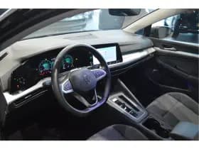 Volkswagen Golf 1.0 eTSI Life navi clima cruise led pdc !! thumbnail 12