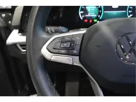 Volkswagen Golf 1.0 eTSI Life navi clima cruise led pdc !! thumbnail 14