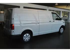 Volkswagen Transporter 2.0 TDI L2H1 airco cruise navi trekhaak pdc 150 pk !! thumbnail 6