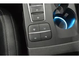 Ford Kuga 2.5 PHEV Titanium X navi pano head up trekhaak 18 inch !! thumbnail 30