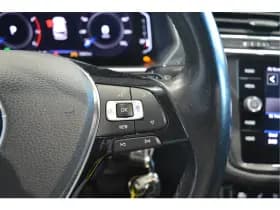 Volkswagen Tiguan 1.5 TSI ACT R-LINE navi camera leer pano trekhaak !! thumbnail 20