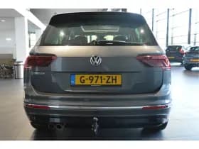 Volkswagen Tiguan 1.5 TSI ACT R-LINE navi camera leer pano trekhaak !! thumbnail 5