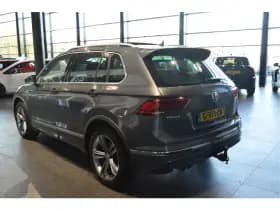 Volkswagen Tiguan 1.5 TSI ACT R-LINE navi camera leer pano trekhaak !! thumbnail 6