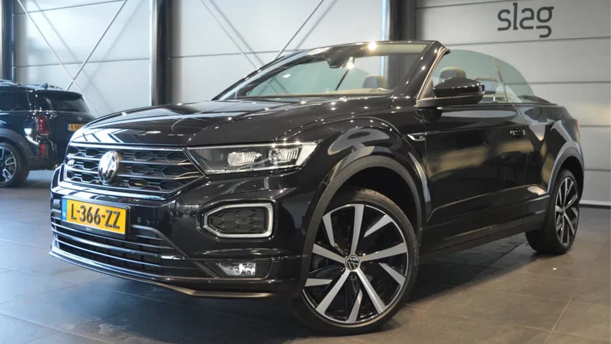 Volkswagen T-Roc Cabrio 1.5 TSI 3X R-LINE Black Style navi camera trekhaak 19 inch !! — foto 1