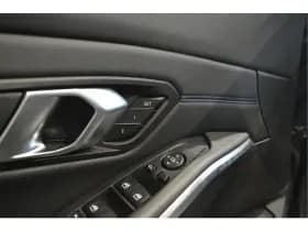 BMW 3 Serie Touring 320d M-SPORT pano camera led 18 inch 190 pk !! thumbnail 14