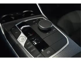 BMW 3 Serie Touring 320d M-SPORT pano camera led 18 inch 190 pk !! thumbnail 21