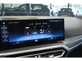 BMW 3 Serie Touring 320d M-SPORT pano camera led 18 inch 190 pk !! thumbnail 23