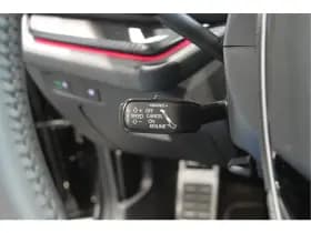 Škoda Octavia Combi 2.0 TDI Sportline navi camera led trekhaak 150 pk !! thumbnail 19